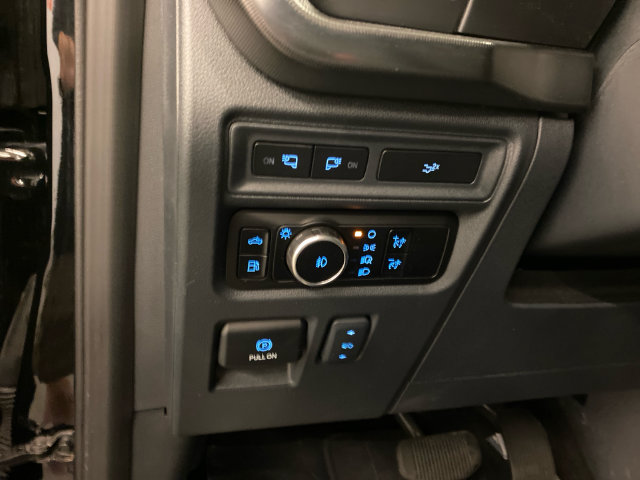 Used 2024 Ford F150 Lariat AWD/4WD image 18