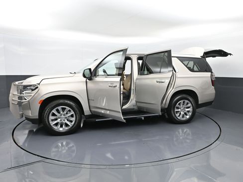 Used 2024 Chevrolet Tahoe Premier image 46