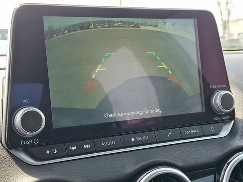 Used 2024 Nissan Sentra SR FWD image 17