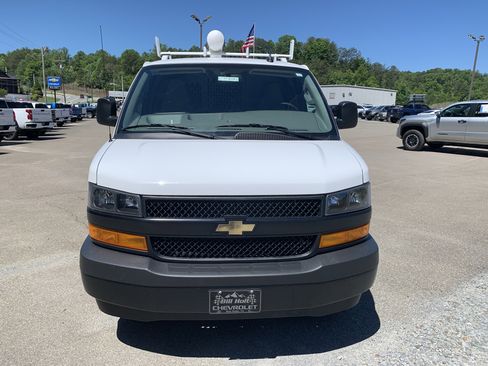Used 2024 Chevrolet Express 2500 w/ Driver Convenience Package RWD image 14