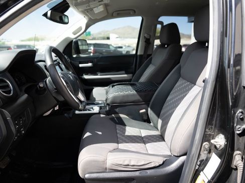 Used 2019 Toyota Tundra SR5 w/ SR5 Upgrade Package AWD/4WD image 14