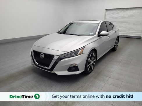 Used 2020 Nissan Altima 2.5 Platinum image 1