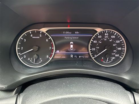 Used 2024 Nissan Sentra SR w/ SR Premium Package image 19