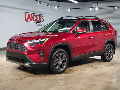 Certified 2024 Toyota RAV4 Limited w/ Advanced Technology Package AWD/4WD image 3