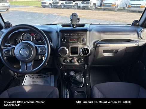 Used 2014 Jeep Wrangler Unlimited Sport image 15