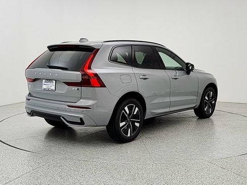New 2027 Volvo XC60 B5 Core AWD/4WD image 5