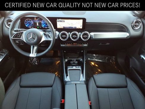 Certified 2025 Mercedes-Benz EQB 300 4MATIC image 4