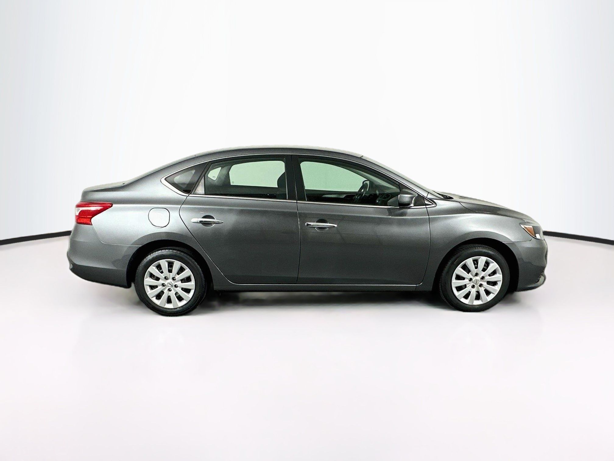 Used 2018 Nissan Sentra S FWD image 10