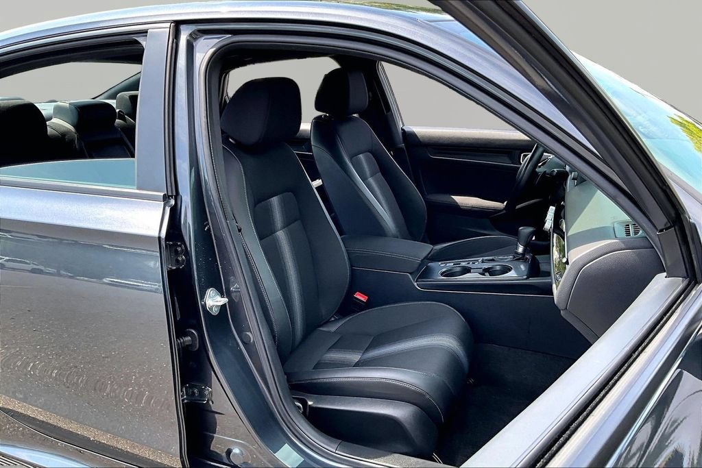 Used 2025 Honda Civic Sport image 21