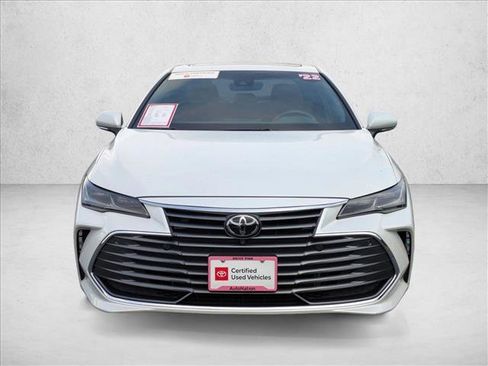 Certified 2022 Toyota Avalon Limited image 2