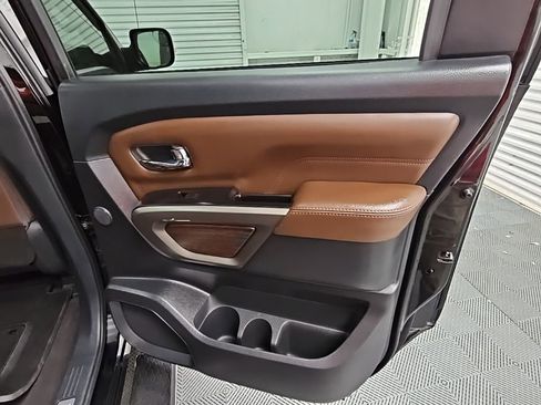 Used 2020 Nissan Titan Platinum Reserve w/ Moonroof Package image 38