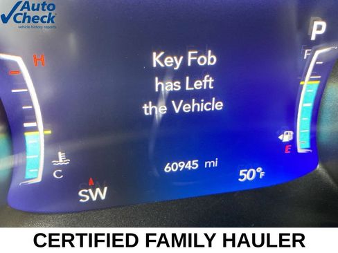 Used 2024 Chrysler Pacifica Touring-L FWD image 36