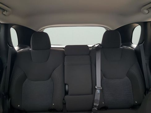 Used 2019 Jeep Cherokee Latitude w/ Popular Appearance Group image 41