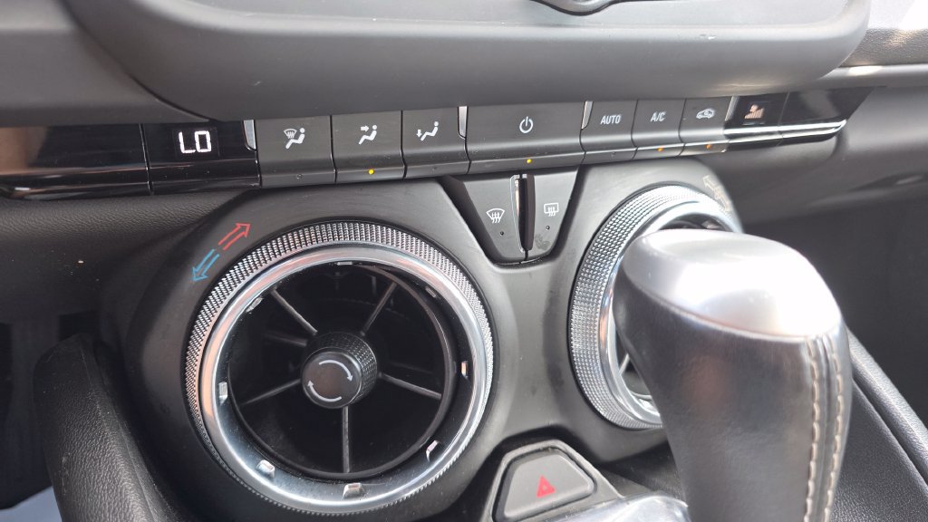 Used 2023 Chevrolet Camaro LT RWD image 27