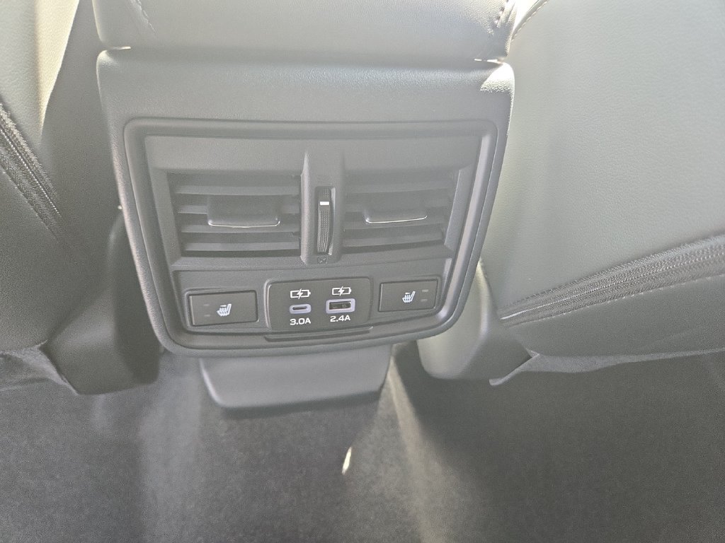New 2026 Subaru Outback Limited AWD/4WD image 18