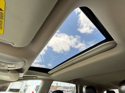 Used 2015 INFINITI QX60 AWD w/ Premium Plus Package image 32