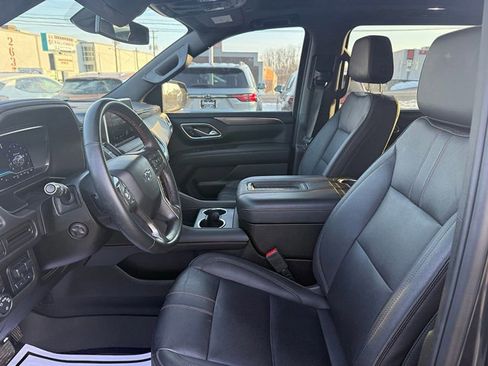 Used 2023 Chevrolet Suburban RST w/ Luxury Package image 25