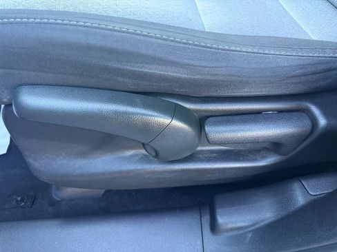 Used 2017 Honda Ridgeline RTS image 27