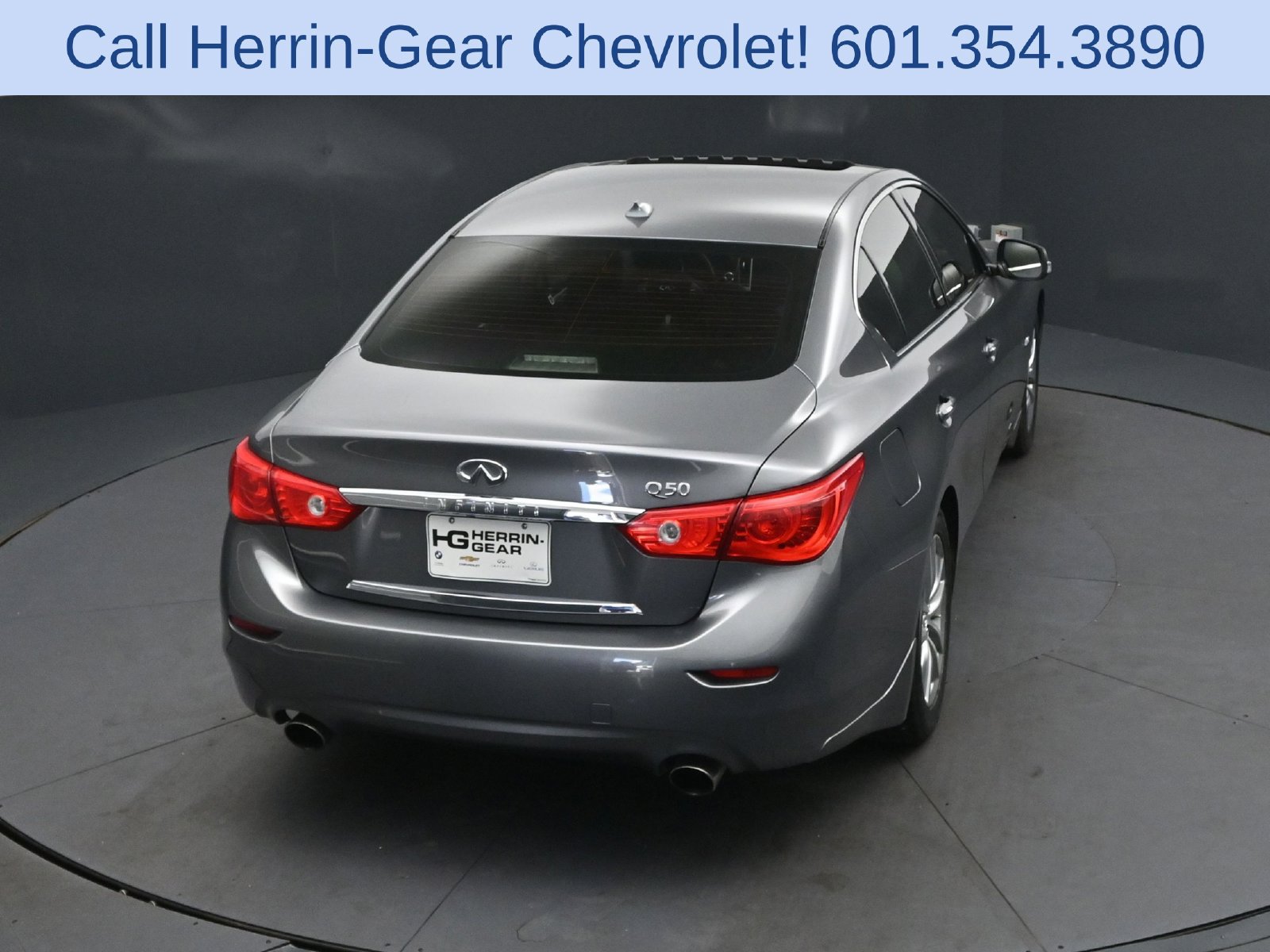 Used 2017 INFINITI Q50 3.0t Premium w/ 3.0T Premium Plus Package RWD image 34