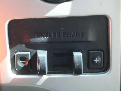 Used 2014 Ford F150 Lariat w/ Equipment Group 501A Mid RWD image 39