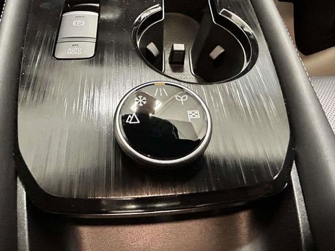 New 2026 Nissan Rogue Platinum image 18