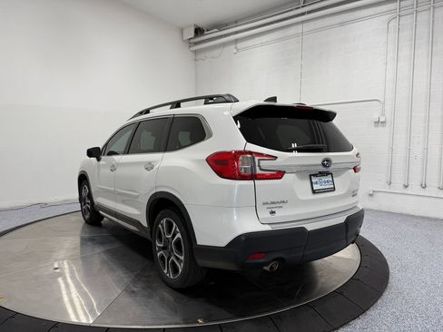 Used 2023 Subaru Ascent Touring image 5