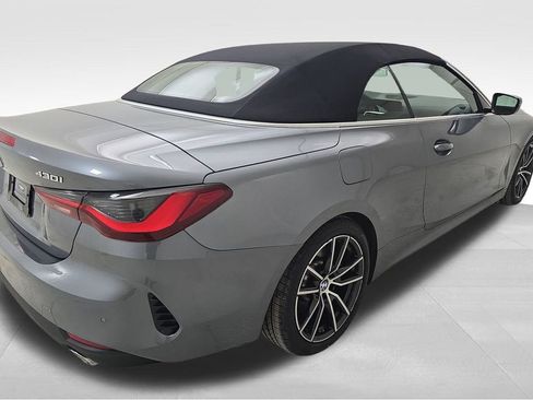 Certified 2022 BMW 430i Convertible w/ Convenience Package image 9