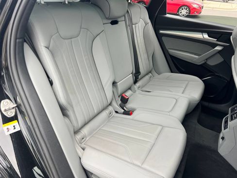Used 2024 Audi Q5 2.0T Premium AWD/4WD image 34