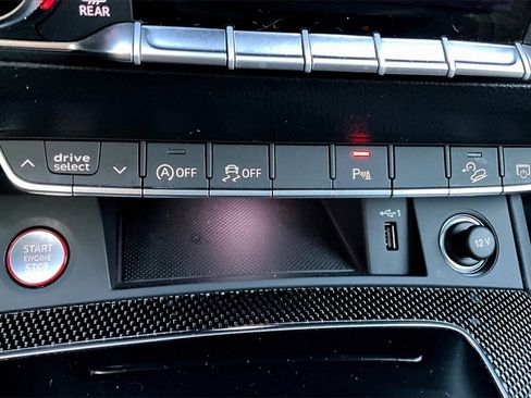 Used 2022 Audi SQ5 Premium Plus image 16