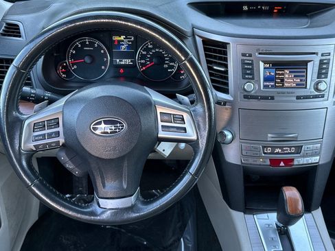 Used 2013 Subaru Outback 2.5i Limited w/ Moonroof Pkg image 26