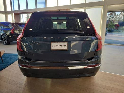 New 2026 Volvo XC90 T8 Ultra w/ Protection Package Premier AWD/4WD image 5
