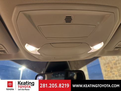 Used 2019 Ford Escape SE FWD image 20