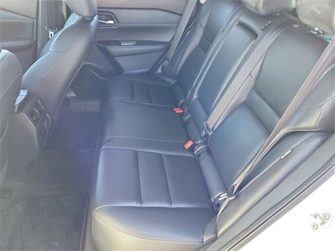 Used 2022 Nissan Rogue SL image 23