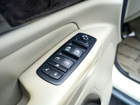 Used 2012 Jeep Grand Cherokee Laredo RWD image 21
