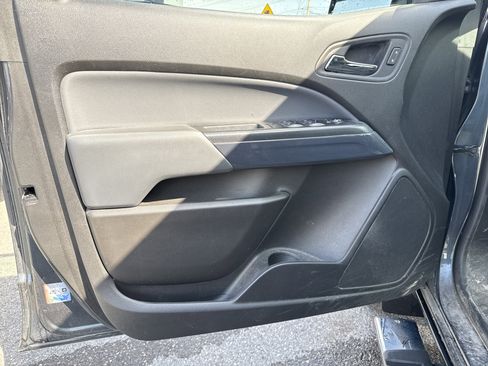 Used 2020 Chevrolet Colorado Z71 image 15