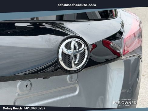 Used 2018 Toyota RAV4 SE w/ Power Extra Value Package AWD/4WD image 12