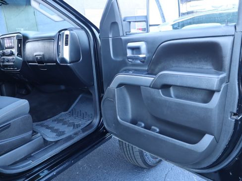 Used 2016 Chevrolet Silverado 1500 LT w/ All Star Edition image 34