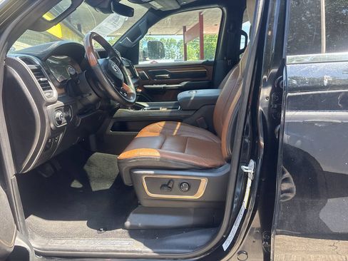 Used 2019 RAM 1500 Limited AWD/4WD image 10