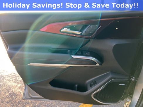 Used 2024 Chevrolet Traverse RS w/ LPO, Floor Liner Package image 53