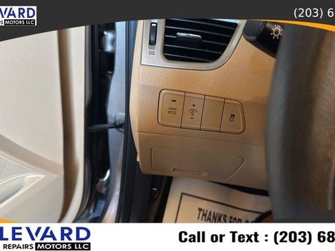 Used 2013 Hyundai Elantra GLS w/ Preferred Pkg FWD image 19