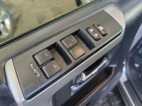 Used 2024 Toyota 4Runner SR5 image 25