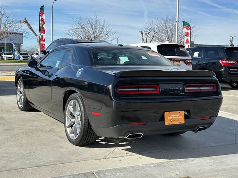 Certified 2022 Dodge Challenger GT image 4