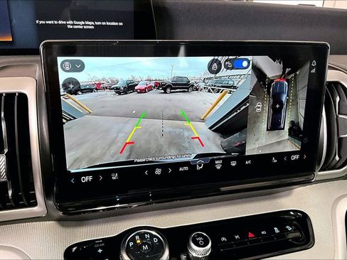 Certified 2025 Ford Expedition Active image 20