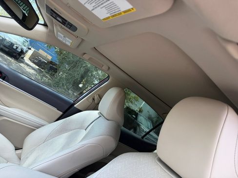 Used 2022 Toyota Camry XLE w/ Navigation Package FWD image 20