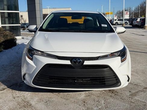 Used 2024 Toyota Corolla LE image 8