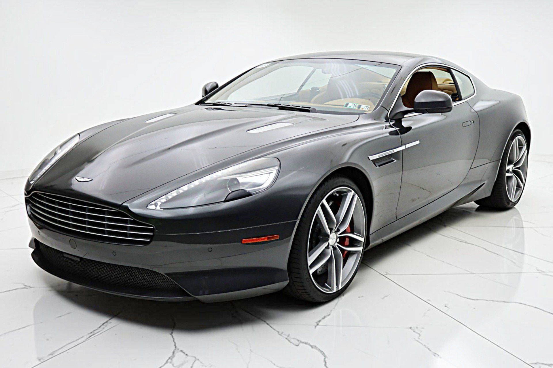 Used 2012 Aston Martin Virage Coupe RWD image 2