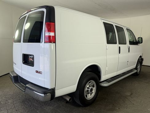 Used 2024 GMC Savana 2500 w/ Driver Convenience Package RWD image 9