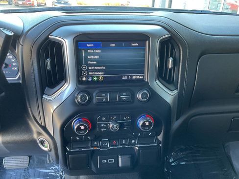 Used 2022 Chevrolet Silverado 1500 LT image 27