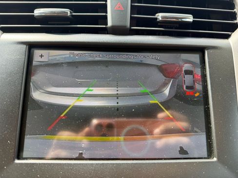 Used 2019 Ford Fusion SE FWD image 26