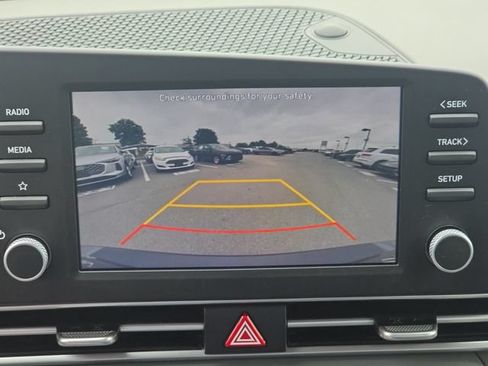 Used 2023 Hyundai Elantra SEL FWD image 21